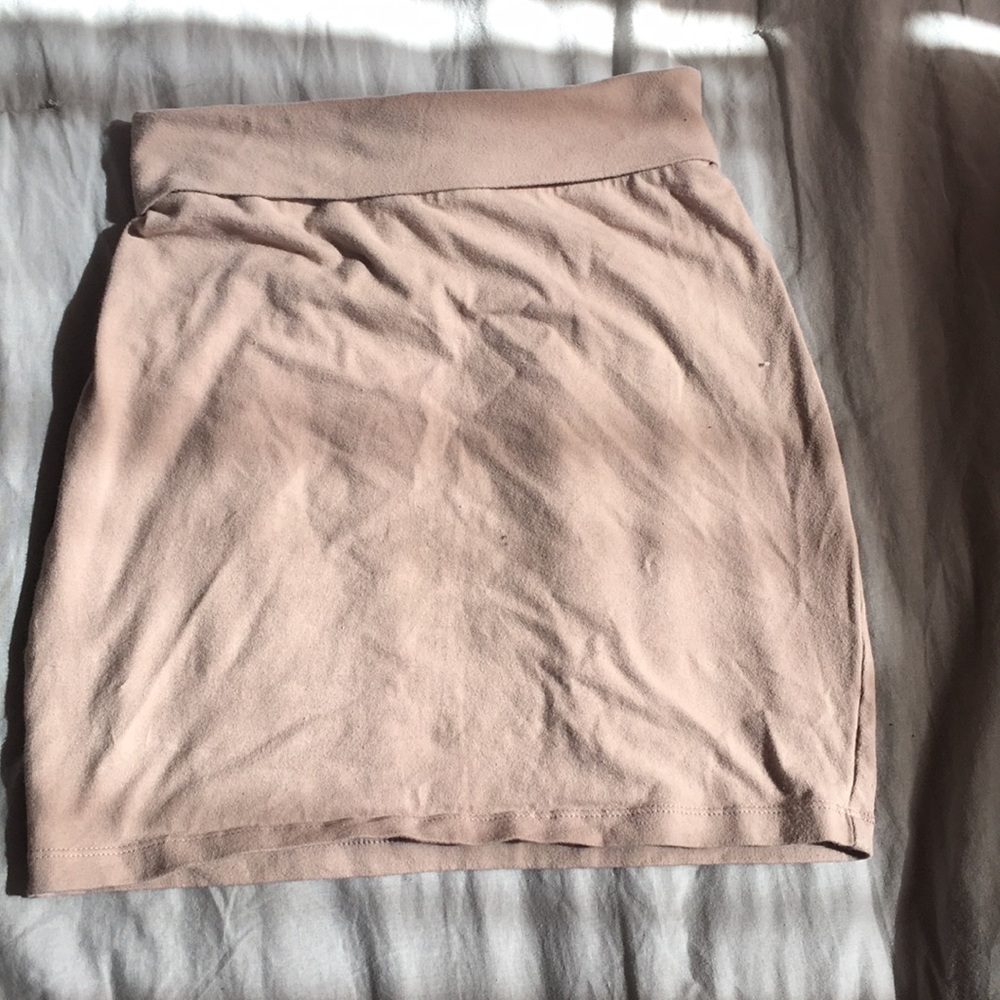 Nude mini/pencil skirt